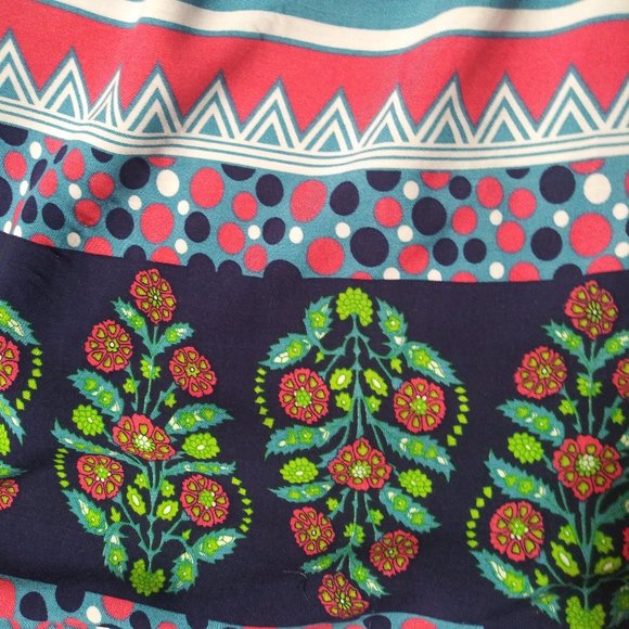 1424 Size Small Entro Tunic Top - Picture 4 of 5